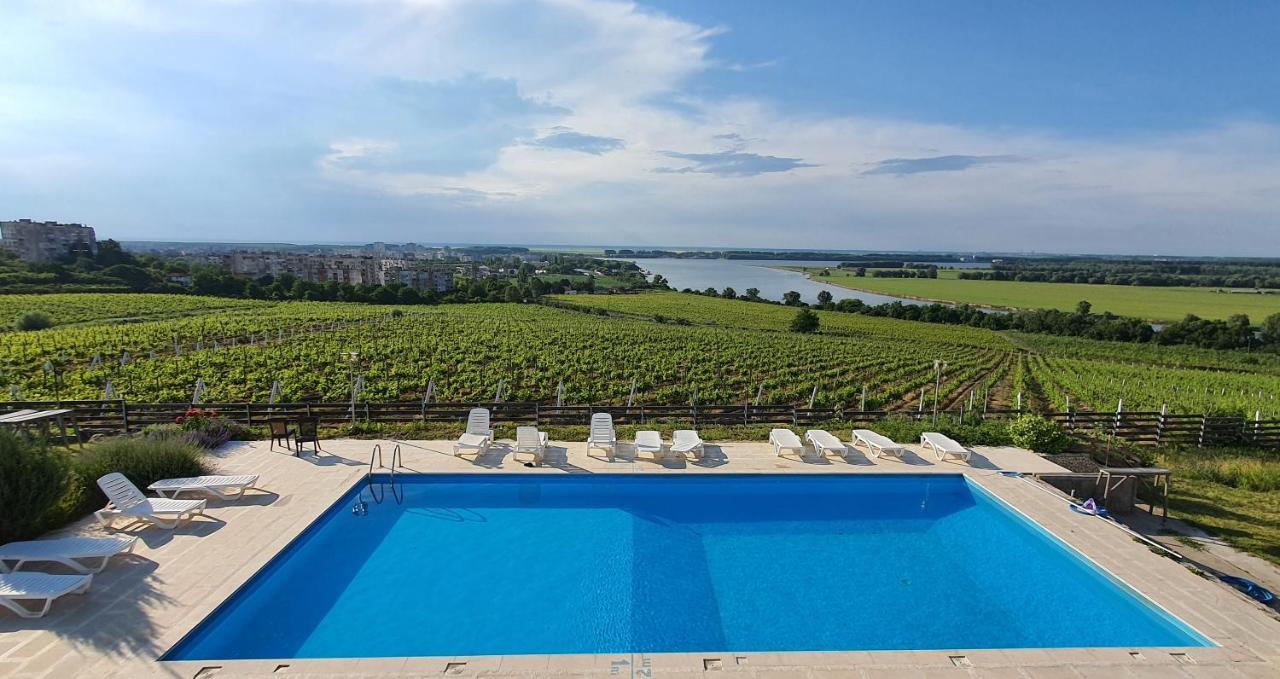 Naiada Villa Ostrov Exterior foto