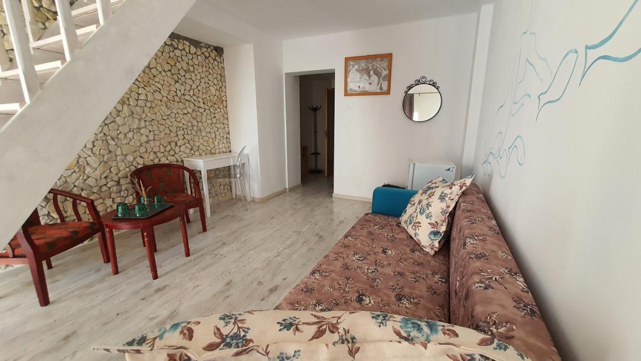 Naiada Villa Ostrov Exterior foto