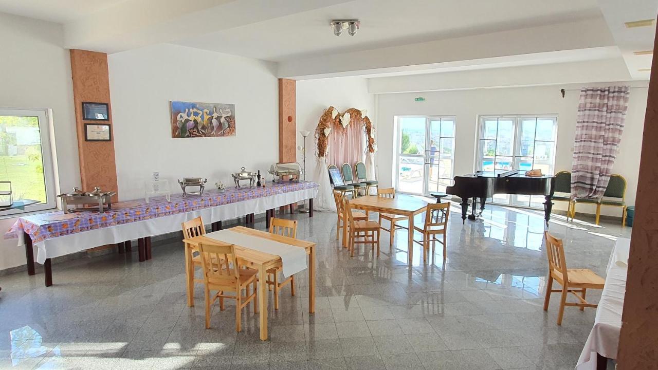Naiada Villa Ostrov Exterior foto